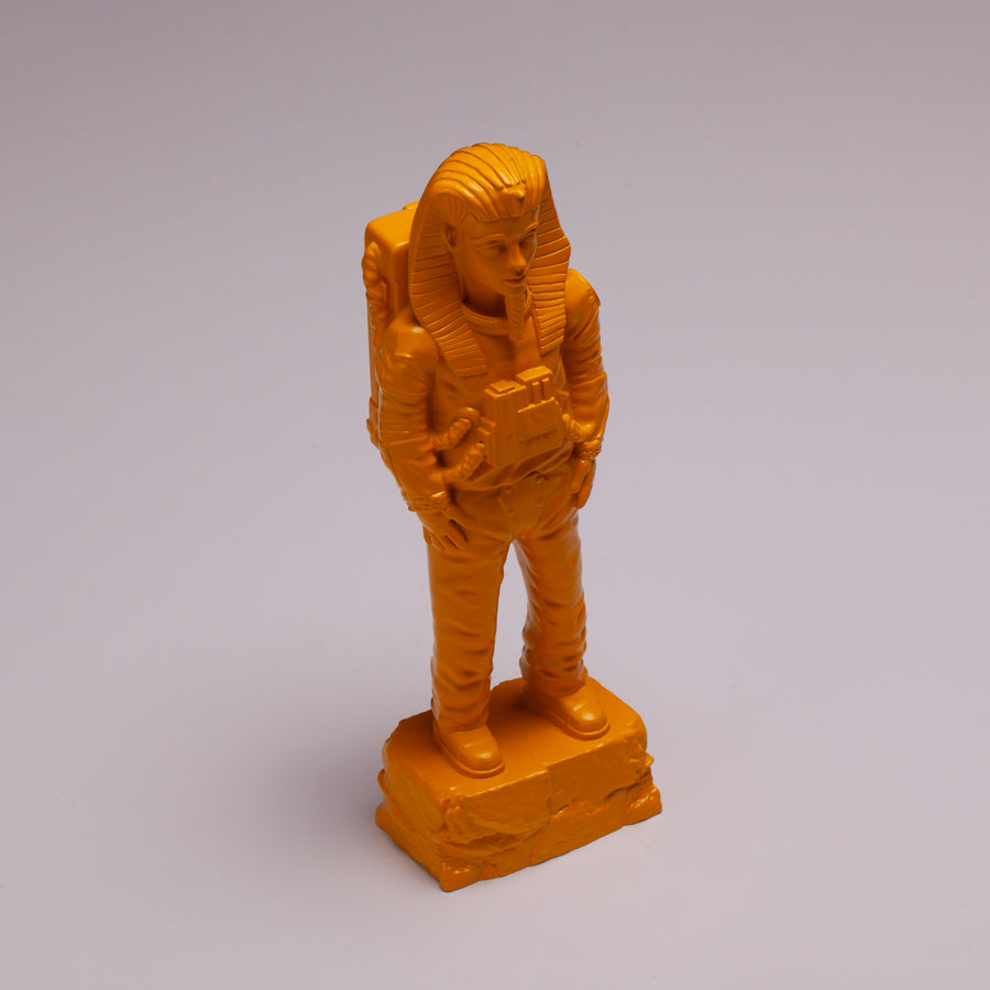 LAB:010 [Yellow Tutankhamun]